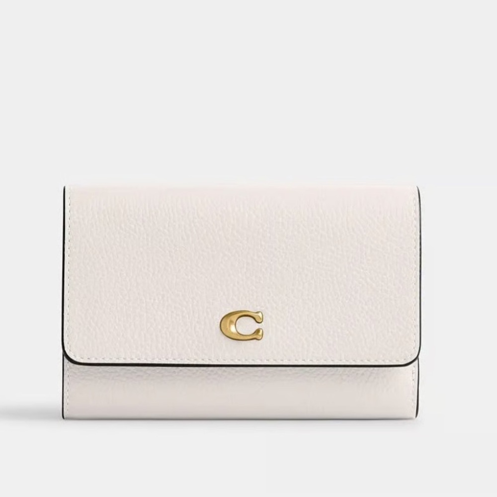 Coach Essential Medium Flap Wallet